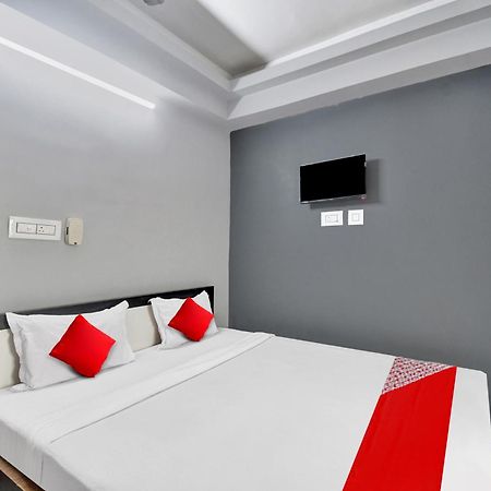 Super Hotel O Royal Empire コルカタ エクステリア 写真